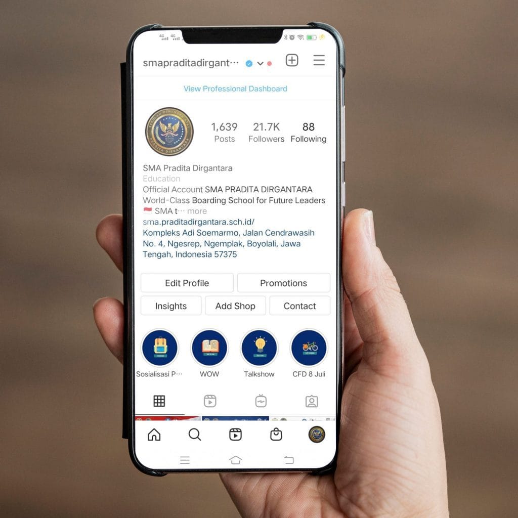 Instagram SMA Pradita Dirgantara